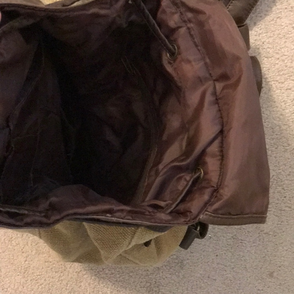Backpack - Picture 3 of 3